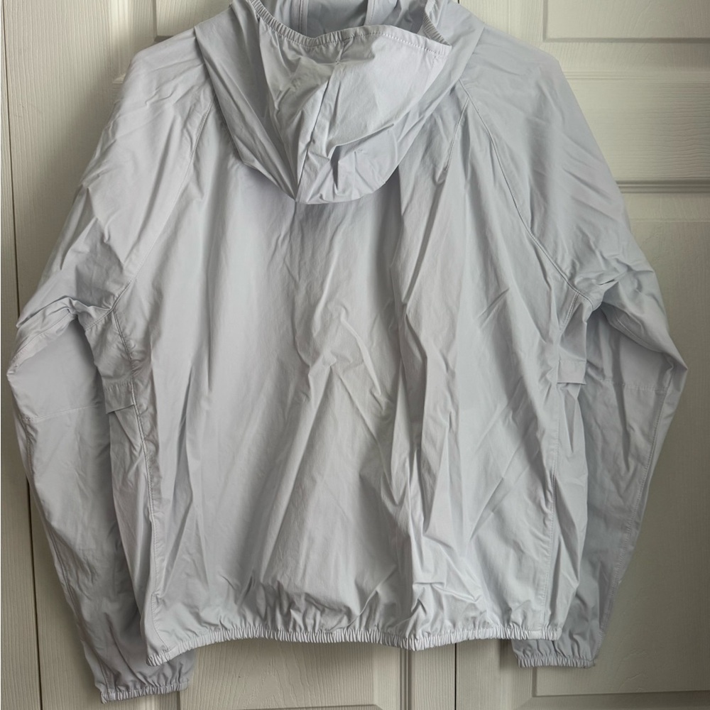 Vuori Renew Trainer Shell, White, Medium - Picture 3 of 4
